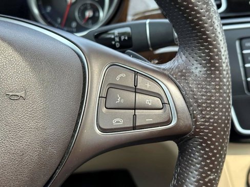 Used 2017 Mercedes-Benz GLE 350 4MATIC image 24