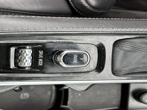 Used 2018 Volvo S90 T6 Inscription image 27