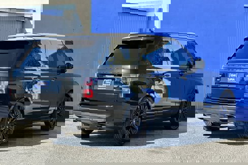 Used 2019 Land Rover Range Rover Supercharged image 3