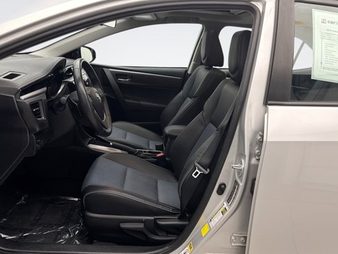 Used 2016 Toyota Corolla S image 11