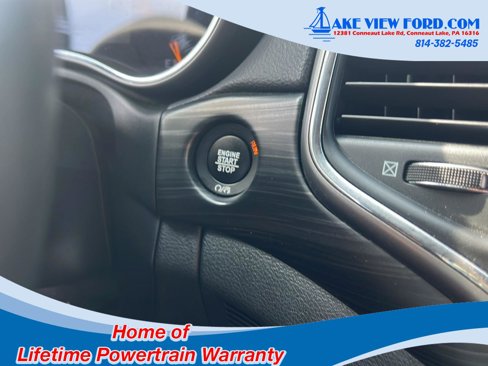 Used 2020 Jeep Grand Cherokee Laredo image 29
