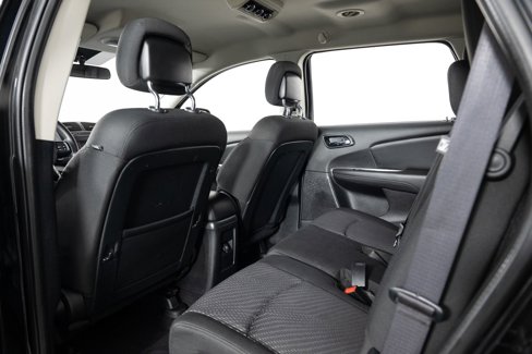 Used 2016 Dodge Journey SXT w/ Comfort/Convenience Group image 19