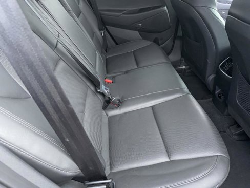 Used 2021 Hyundai Tucson Limited image 20