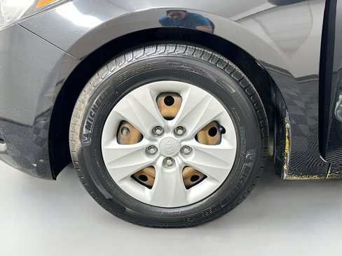 Used 2016 Kia Forte LX image 28