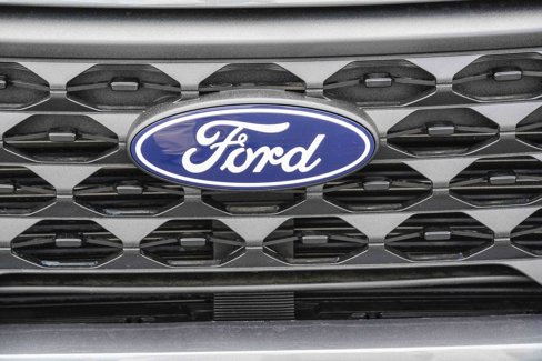 New 2025 Ford Maverick XL image 11