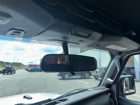 Used 2018 Jeep Wrangler Sport image 28