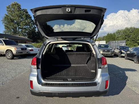 Used 2014 Subaru Outback 2.5i Premium image 13