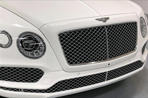 Used 2019 Bentley Bentayga image 32