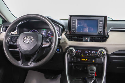 Used 2019 Toyota RAV4 XLE image 17