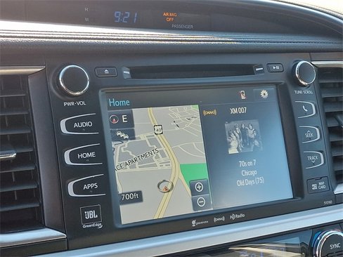Used 2016 Toyota Highlander Limited image 17