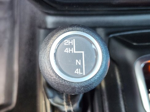 Used 2020 Jeep Wrangler Unlimited Sahara image 23