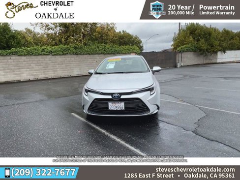 Used 2025 Toyota Corolla LE image 4