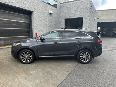 Used 2017 Kia Sorento SX image 9