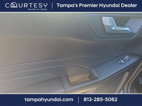 Used 2022 Ford Escape SEL image 9