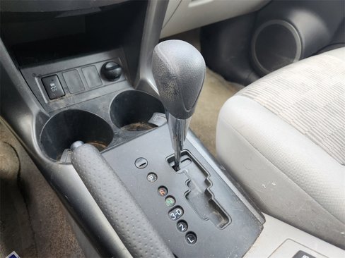Used 2012 Toyota RAV4 4WD image 22