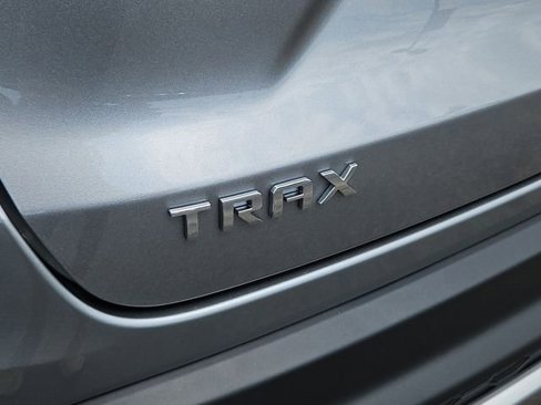 New 2025 Chevrolet Trax LT w/ Driver Confidence Package image 27