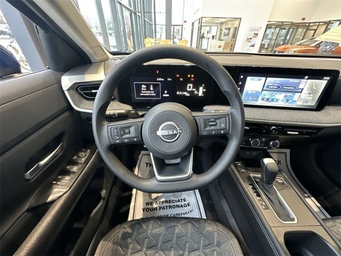 New 2025 Nissan Kicks SV image 6