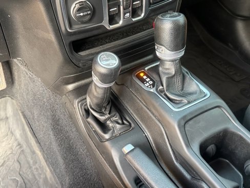 Certified 2018 Jeep Wrangler Unlimited Sport S image 22
