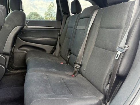 Used 2017 Jeep Grand Cherokee Laredo w/ Quick Order Package 23E image 21