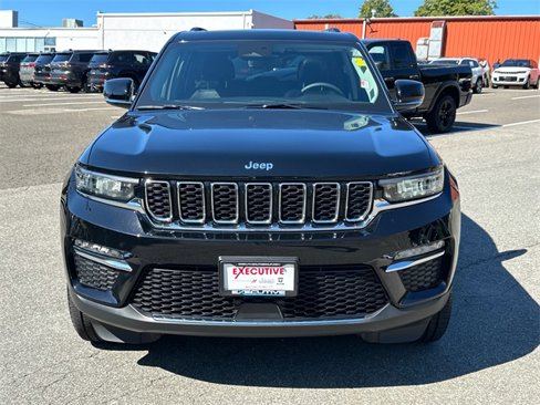 Used 2023 Jeep Grand Cherokee 4WD 4xe image 6