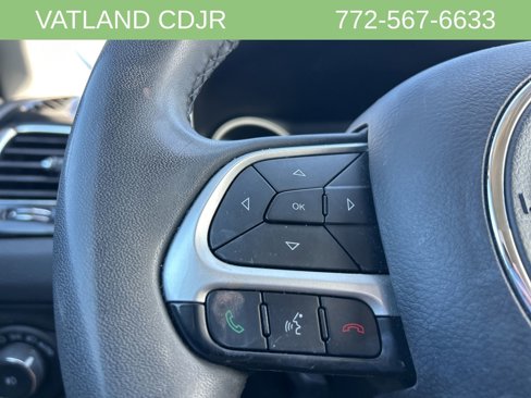 Certified 2021 Jeep Compass Latitude image 18