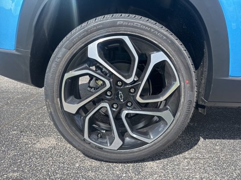 New 2025 Chevrolet Trax RS w/ Sunroof Package image 10