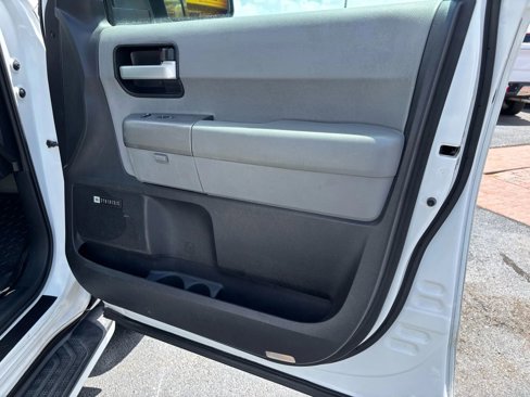 Used 2011 Toyota Sequoia Limited image 22