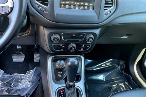 Used 2020 Jeep Compass Latitude image 15