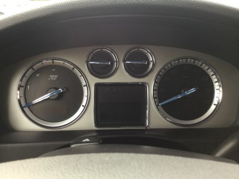 Used 2011 Cadillac Escalade ESV Premium image 10