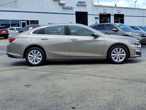 Used 2024 Chevrolet Malibu LT image 2