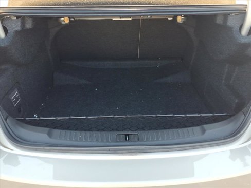 Used 2015 Chevrolet Malibu LT w/ Leather Package image 27