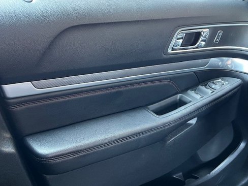 Used 2017 Ford Explorer Sport image 33