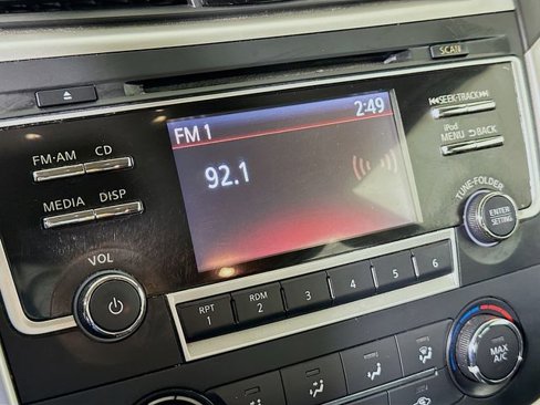 Used 2017 Nissan Altima 2.5 SR image 16