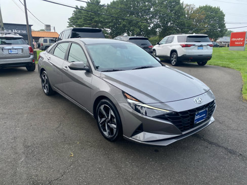Certified 2023 Hyundai Elantra SEL w/ Convenience Package image 1