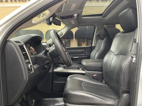 Used 2018 RAM 2500 Laramie w/ Sport Appearance Group image 22