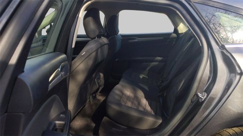 Used 2019 Ford Fusion SE image 30