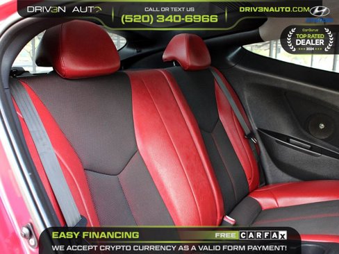 Used 2012 Hyundai Veloster w/ Style Pkg image 18