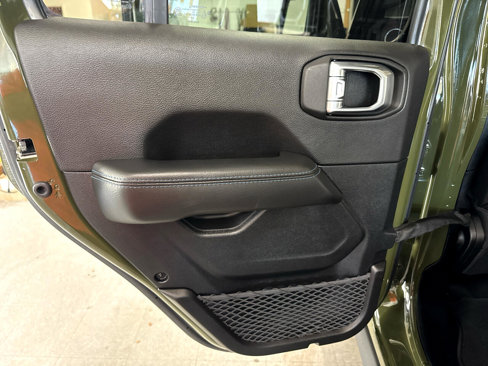 Used 2022 Jeep Wrangler Unlimited Rubicon 4xe w/ Steel Bumper Group image 40