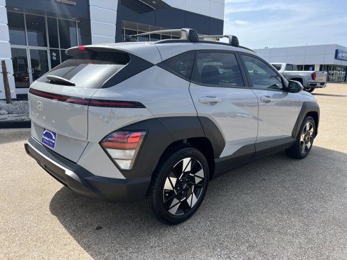Used 2024 Hyundai Kona SEL w/ Convenience Package image 3