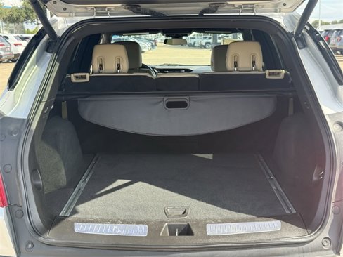 Used 2018 Cadillac XT5 Luxury w/ Driver Awareness Package image 33