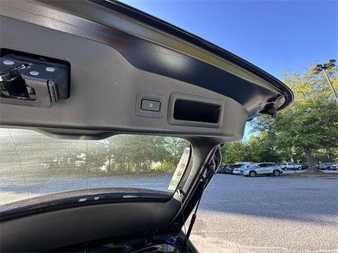Used 2021 MAZDA MAZDA3 s image 26