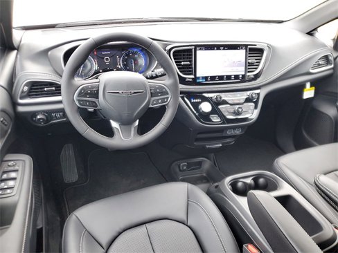 New 2025 Chrysler Pacifica Select image 13