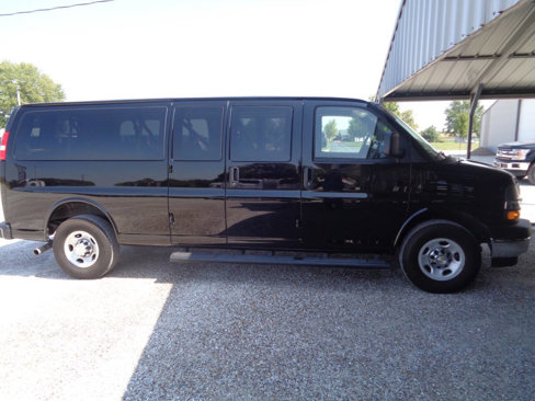 Used 2024 Chevrolet Express 3500 LT w/ LT Preferred Equipment Group image 84