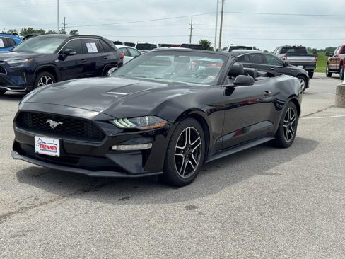 Used 2020 Ford Mustang Premium image 7
