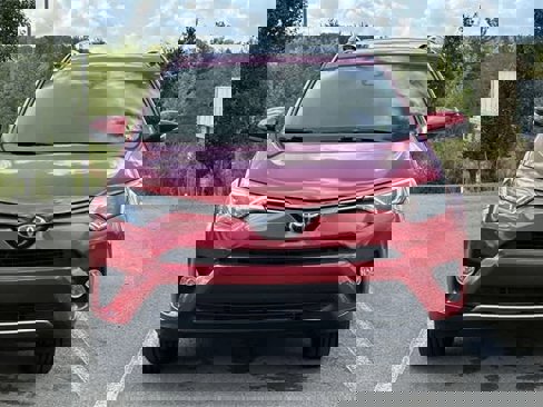 Used 2017 Toyota RAV4 XLE image 20