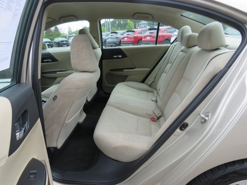 Used 2015 Honda Accord Hybrid Sedan image 24