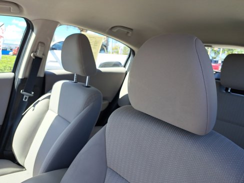 Used 2016 Honda HR-V LX image 16
