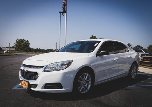 Used 2016 Chevrolet Malibu LT w/ Power Convenience Package image 16