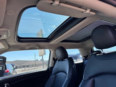 Used 2015 MINI Cooper 2-Door Hardtop image 20