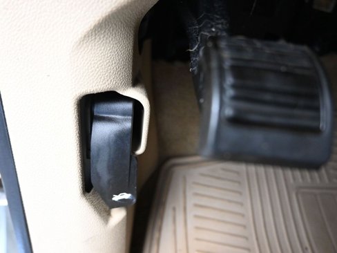Used 2014 Chevrolet Tahoe LT image 25